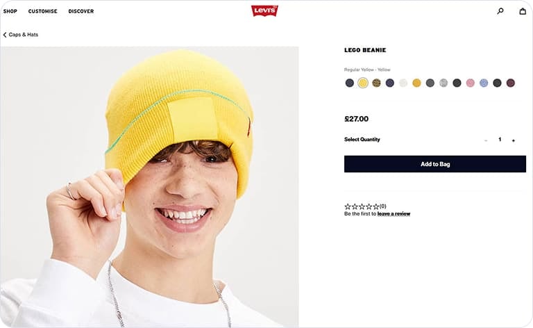 Коллаборация Levi's и LEGO — на жёлтый квадрат можно нацепить детали от конструктора и создать свой узор. Фанаты LEGO служат живой рекламой бренда